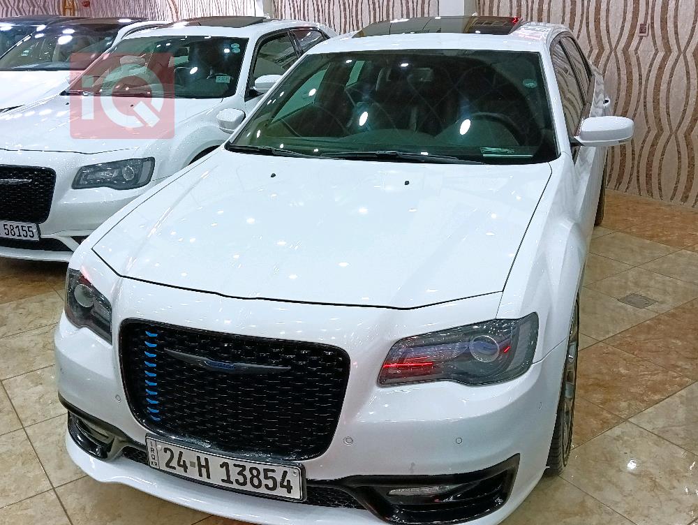 كرايسلر 300